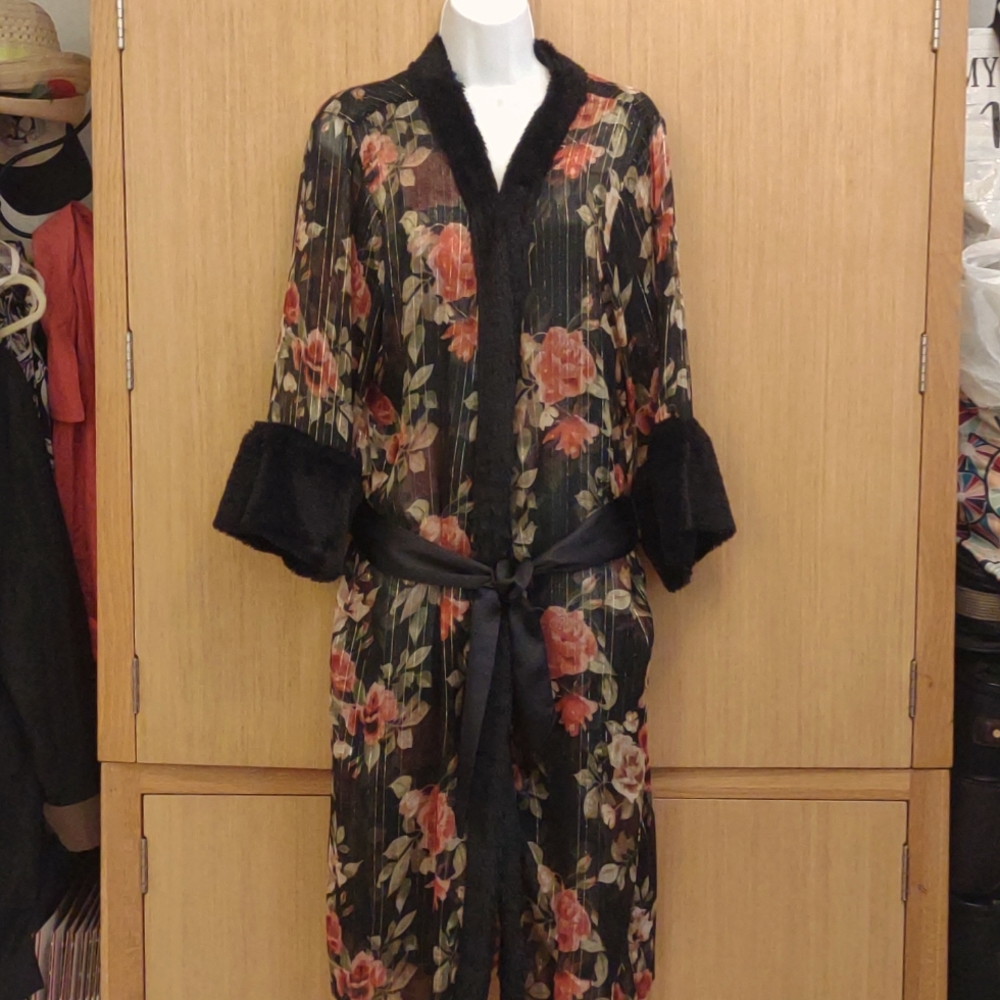 Faux Fur Trimmed BLK/OR Floral Bath Robe SZ L By Chelsea and Violet